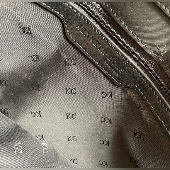 Kenneth Cole Black Leather Clutch - Picture 4 of 13